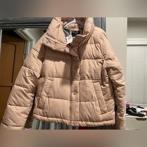 Abercrombie mini puffer size xxs. Light pink blush color